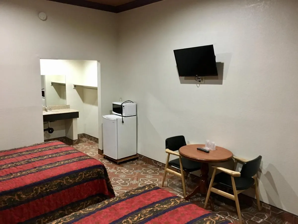 Dream Inn Inglewood 2*,  United States