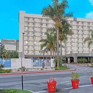 2* Hotel 6-los Angeles, Ca - Angeles - Lax